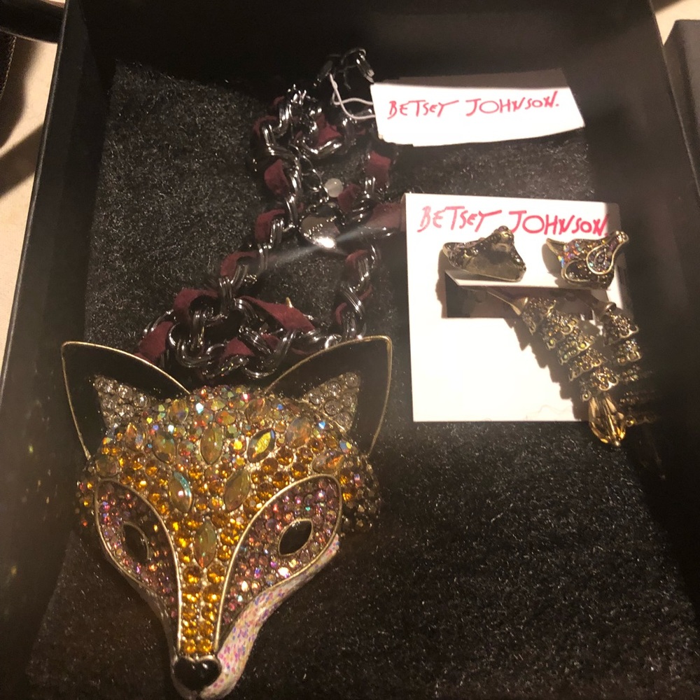 Authentic Betsey Johnson fox necklace/earring set